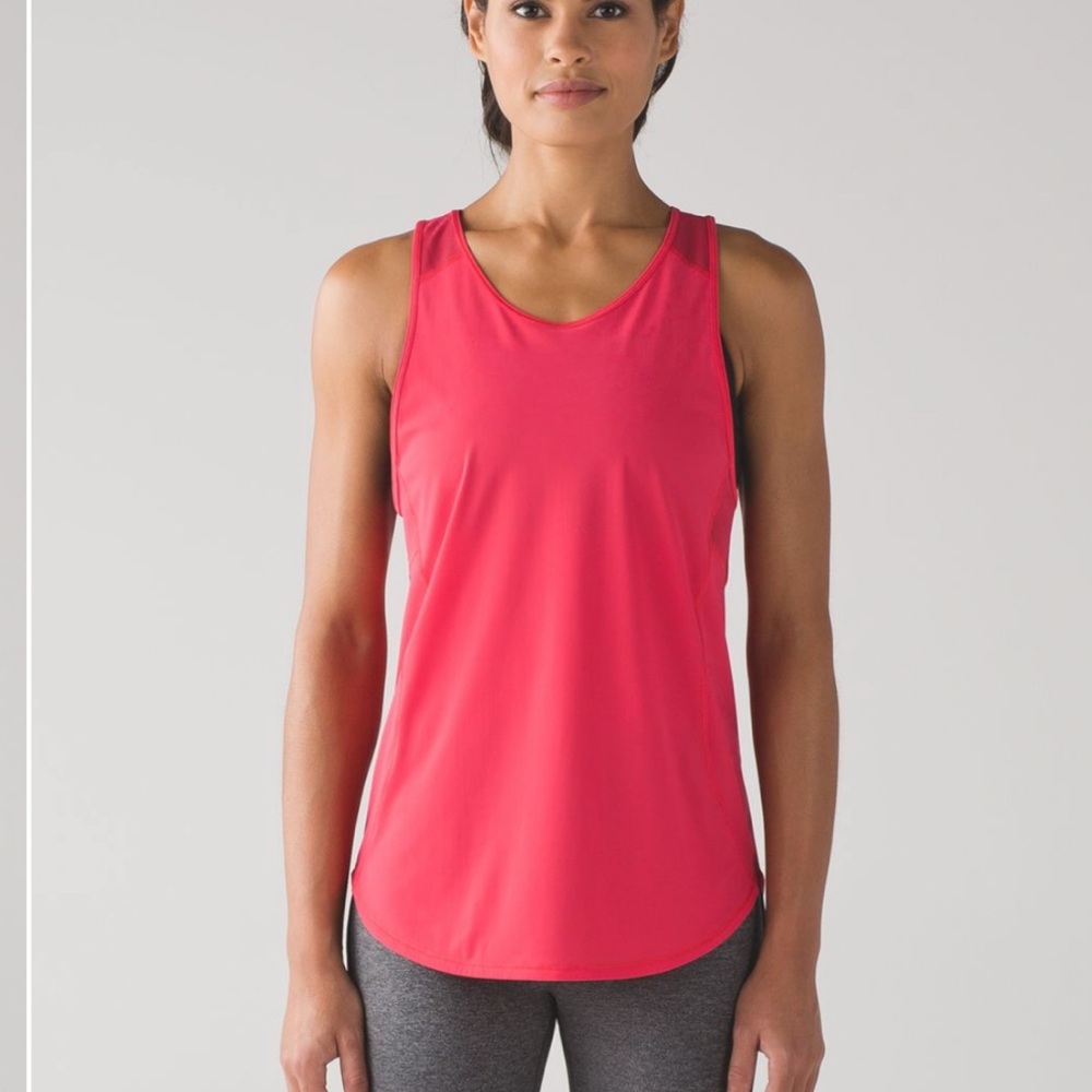 Lululemon Women’s Sculpt Tank II Lush Coral Size 8